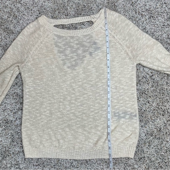 Forever 21 Keyhole Open Back Long Sleeve Sheer Knit Sweater in Cream Tan Small - Picture 8 of 8